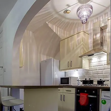 Shaftesbury Szálloda 3*